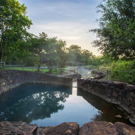 Thanh Tan Hot Springs By Fusion Hué Eksteriør billede