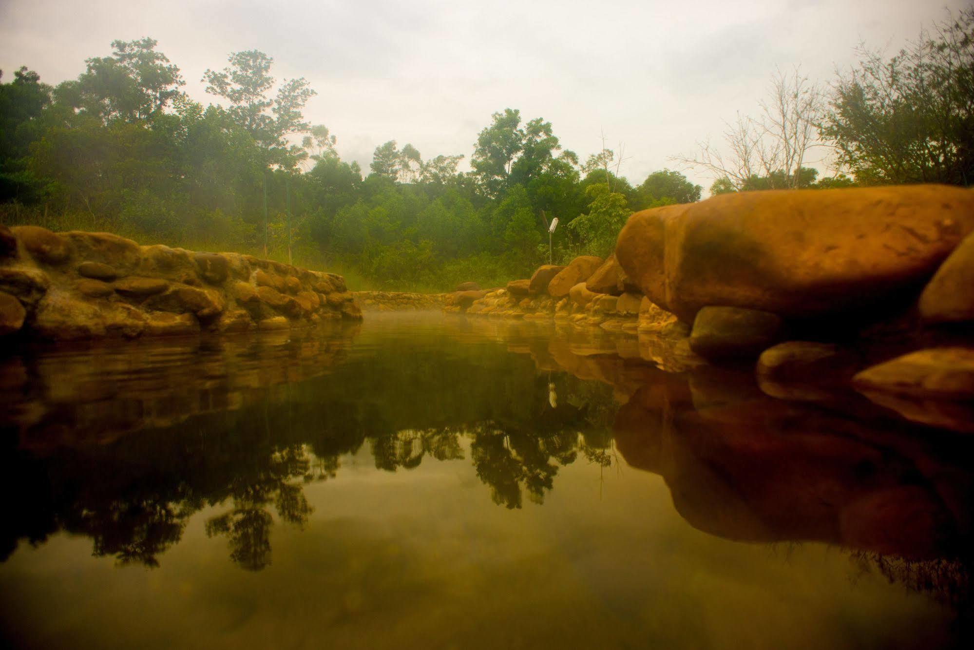 Thanh Tan Hot Springs By Fusion Hué Eksteriør billede